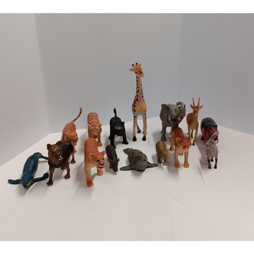 VTG S.H. African Jungle Animals Figures Lot Giraffe Elephant Tiger Whale